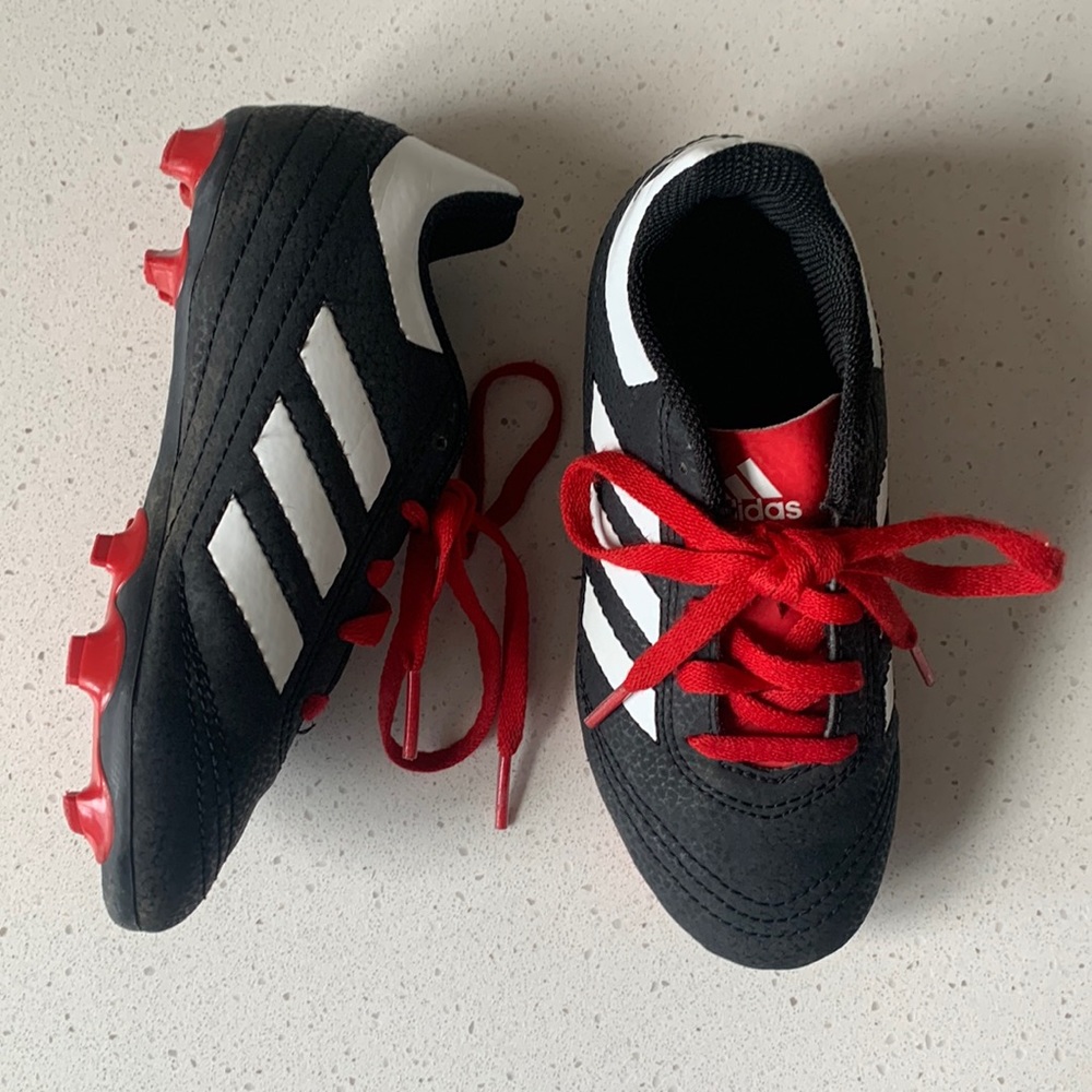 Boys adidas soccer cleats size us 11